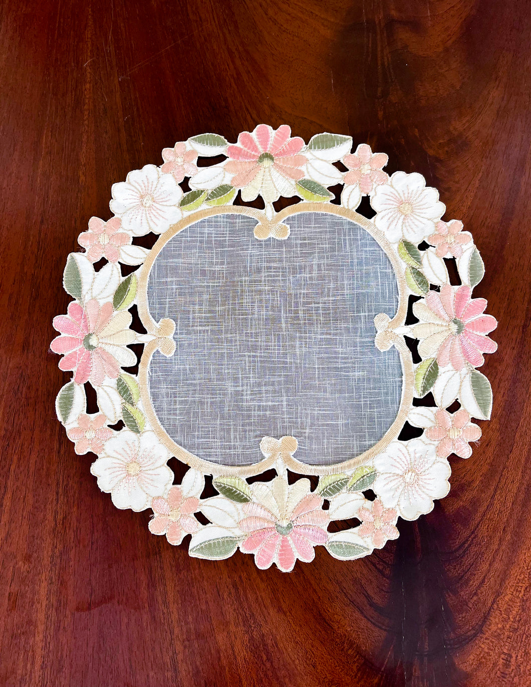 Floris Linens Set of 4 Zita Embroidered Cutwork Doilies with Floral Design